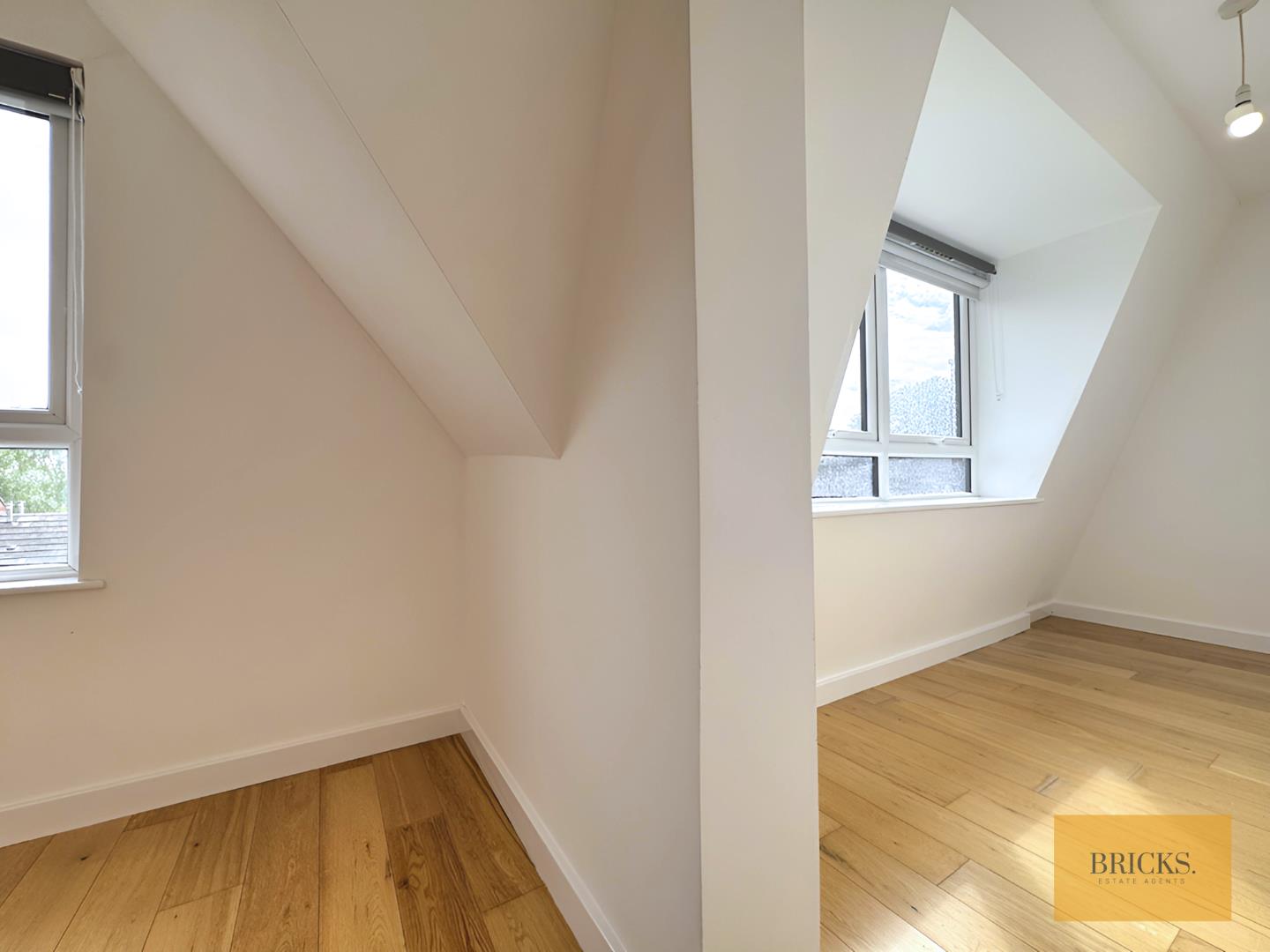 CFtygPHflUWv7gsj5dTTfg